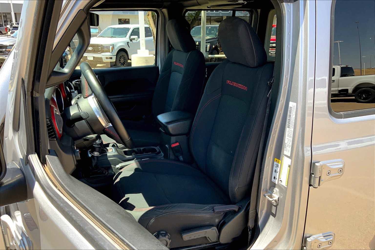 Used 2018 Jeep Wrangler Unlimited Rubicon image 9