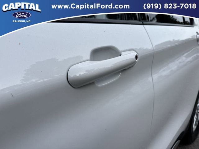 Certified 2025 Ford Explorer Active w/ Active Comfort Package RWD image 13