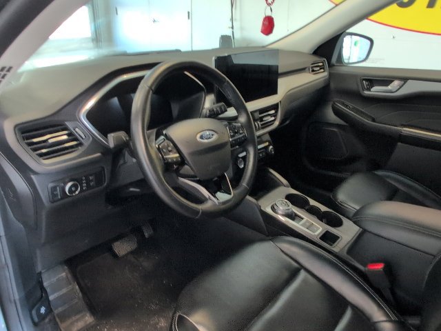 Certified 2023 Ford Escape Platinum AWD/4WD image 10