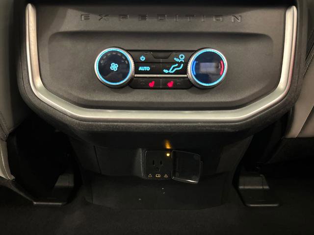 Certified 2025 Ford Expedition Max Platinum AWD/4WD image 35