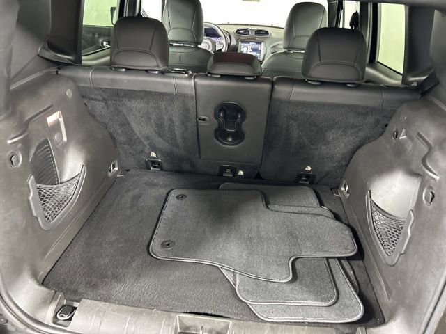 Used 2019 Jeep Renegade Limited w/ Quick Order Package 22P AWD/4WD image 19