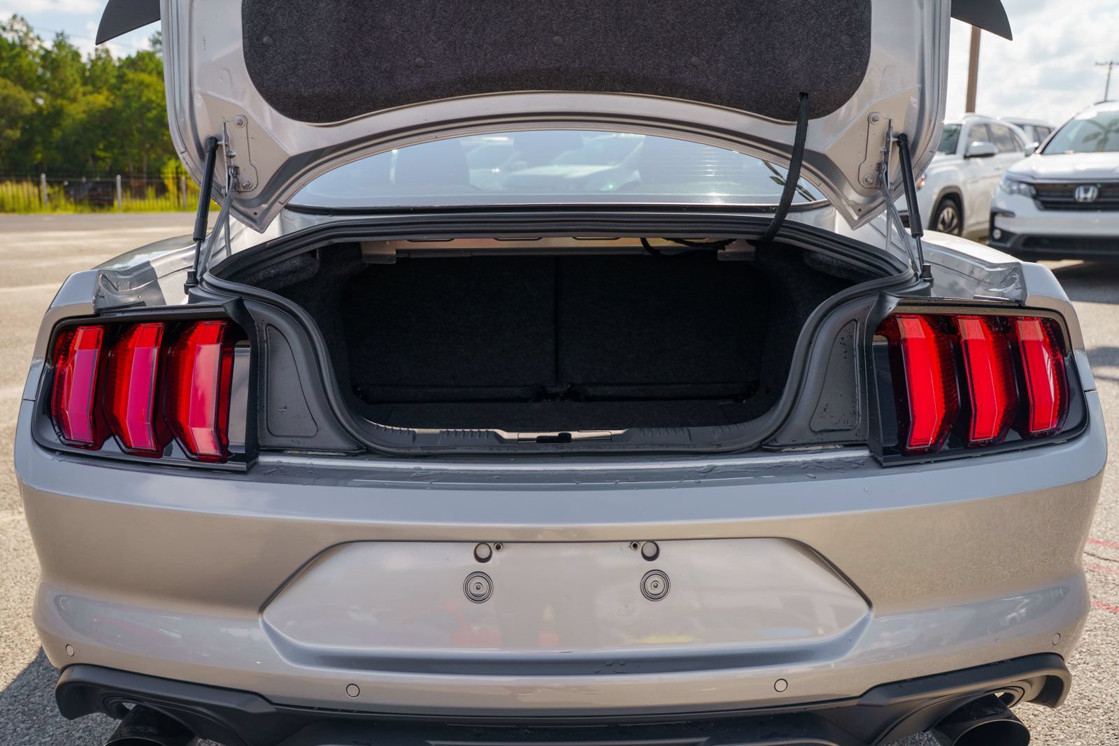 Certified 2020 Ford Mustang Premium RWD image 29
