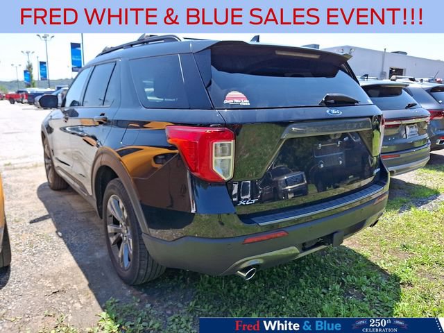 Certified 2023 Ford Explorer XLT w/ Equipment Group 202A AWD/4WD image 6