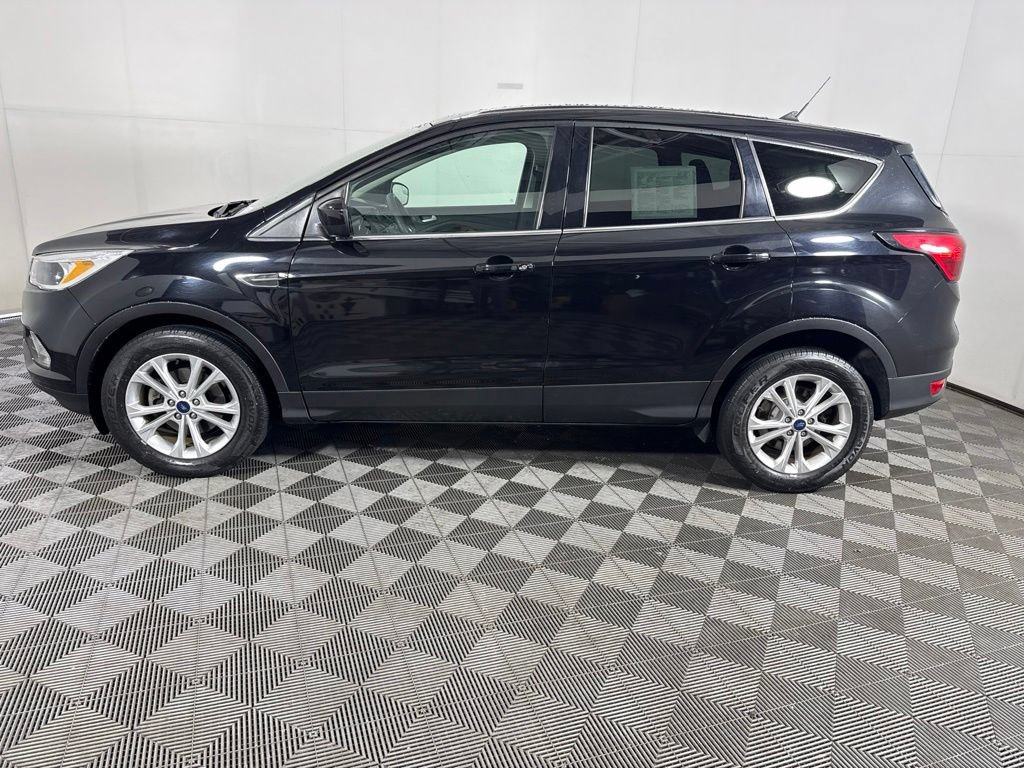 Certified 2019 Ford Escape SE FWD image 6