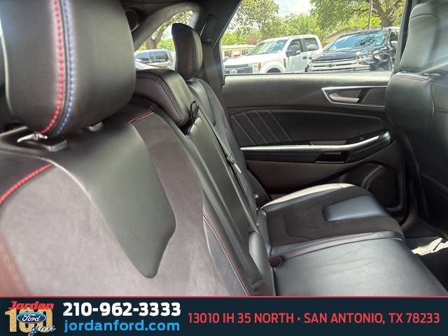 Certified 2024 Ford Edge ST w/ Equipment Group 401A AWD/4WD image 10