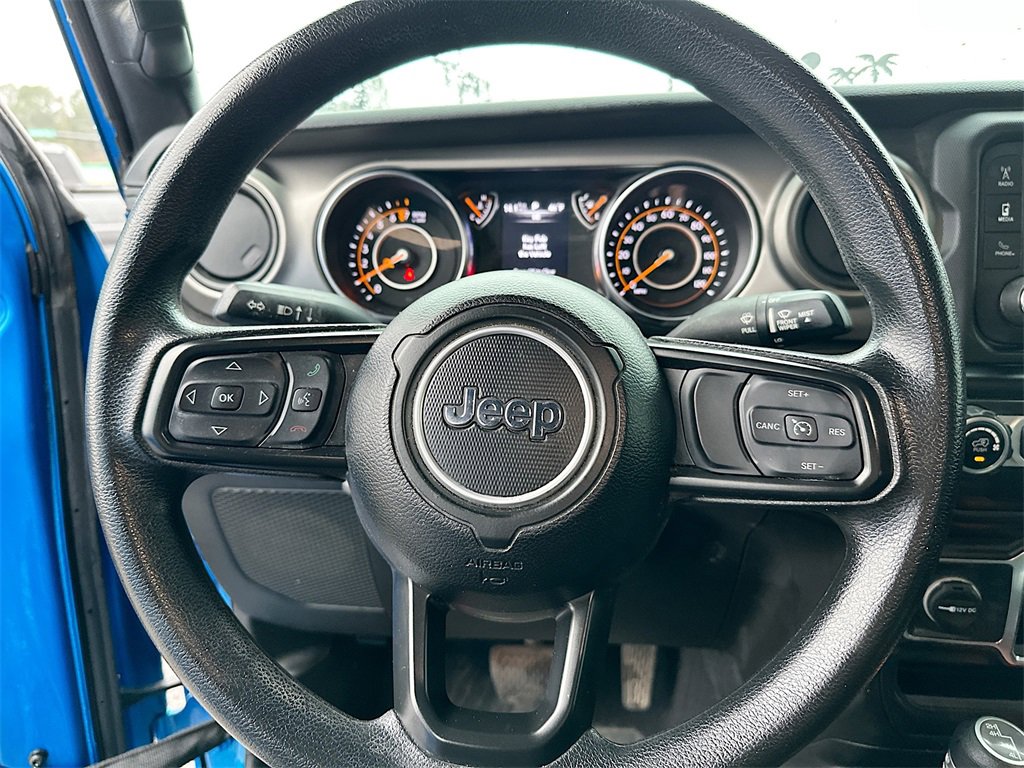 Used 2021 Jeep Gladiator Sport image 18