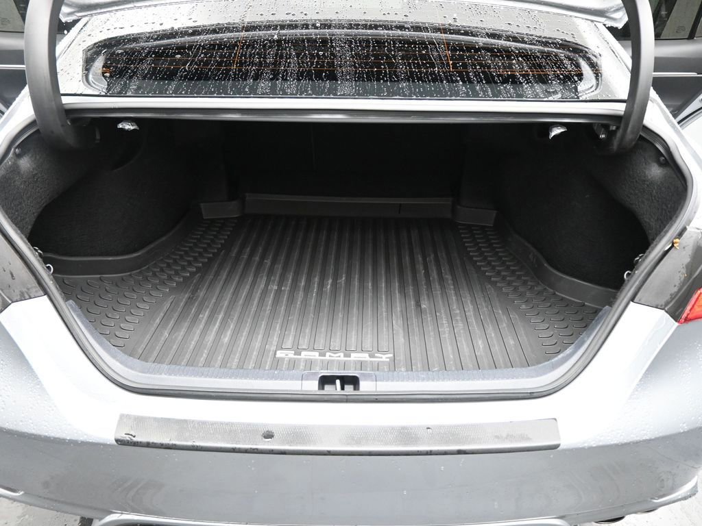 Used 2024 Toyota Camry SE image 47
