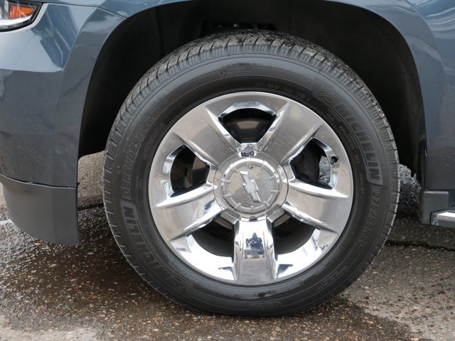 Used 2020 Chevrolet Suburban Premier image 10