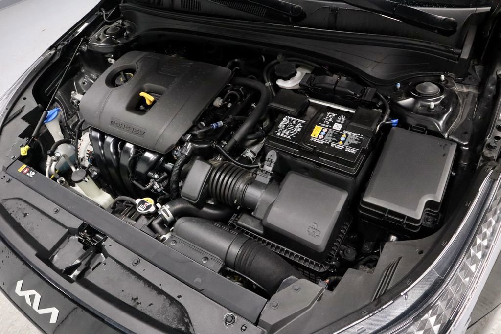 Used 2023 Kia Forte GT-Line w/ GT-Line Premium Package FWD image 18