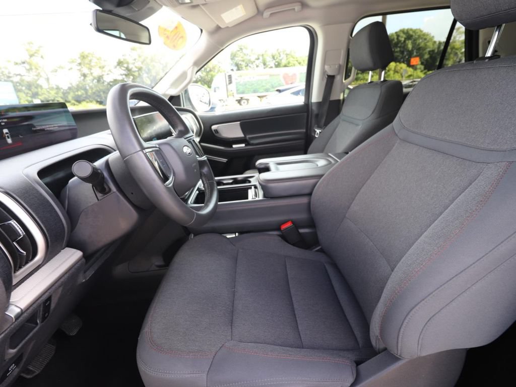 Certified 2025 Ford Expedition Active RWD image 2