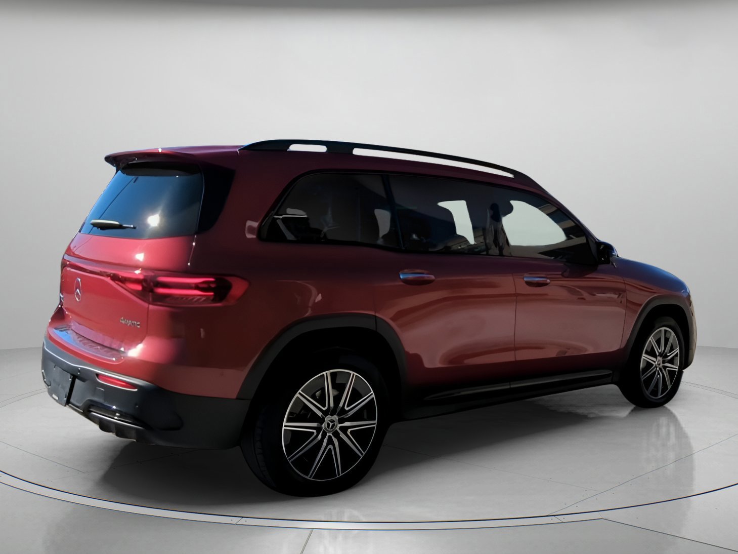 Used 2024 Mercedes-Benz EQB 300 4MATIC image 21