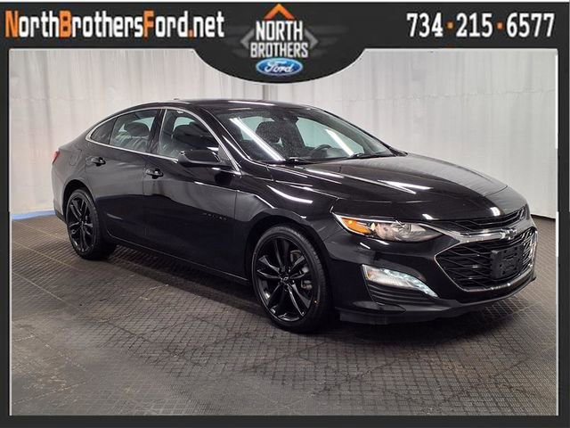 Used 2024 Chevrolet Malibu LT w/ Midnight Edition image 5