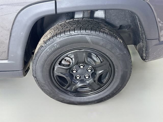 Used 2019 Jeep Compass Sport image 28