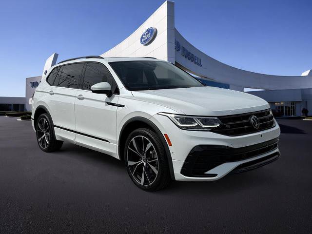 Used 2022 Volkswagen Tiguan SEL R-Line AWD/4WD image 4
