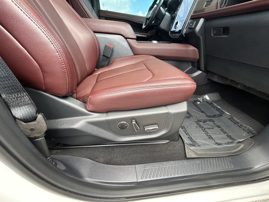 Certified 2024 Ford Expedition Limited RWD image 25