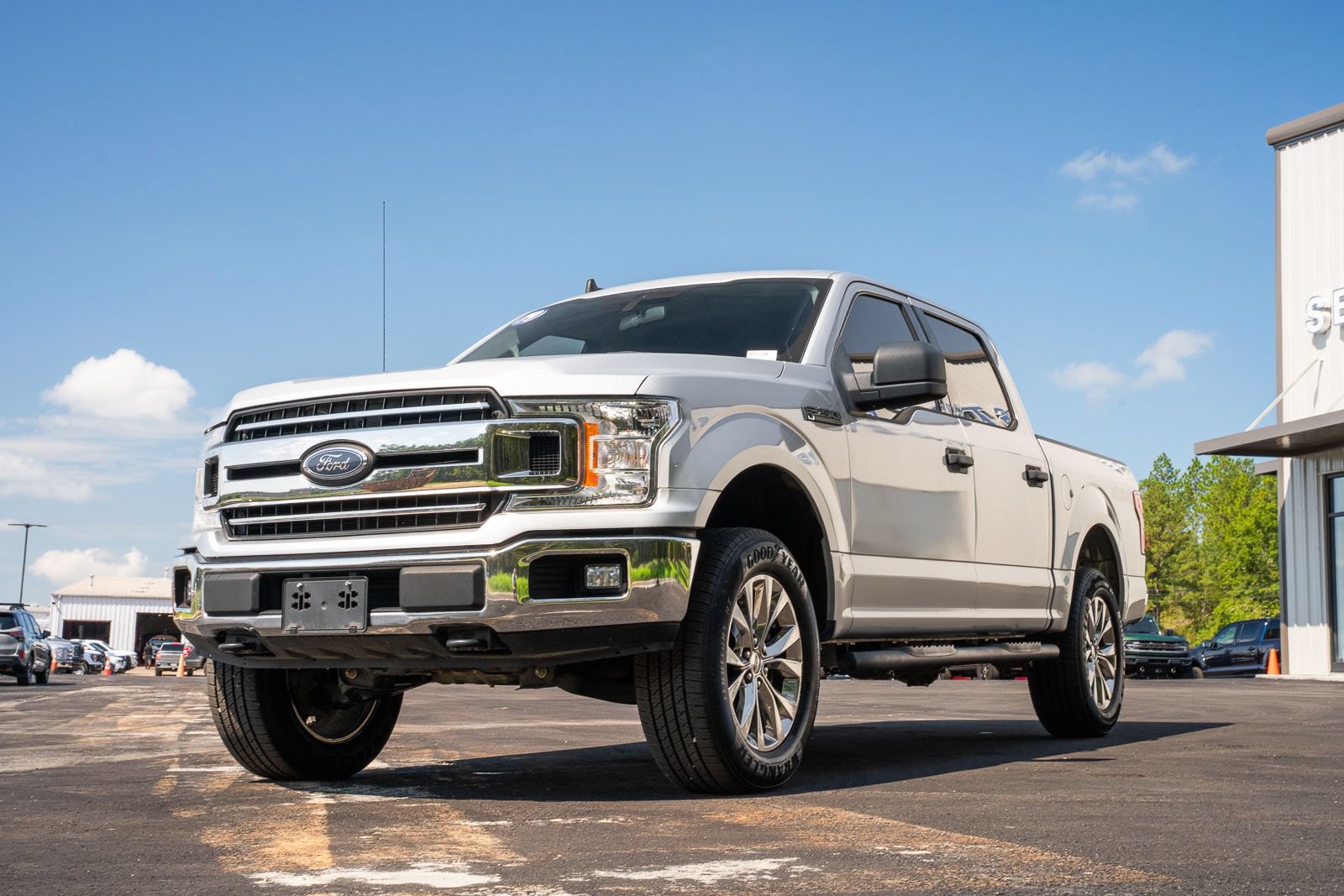 Certified 2019 Ford F150 XLT AWD/4WD image 3