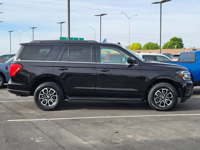 Certified 2024 Ford Expedition XLT image 6