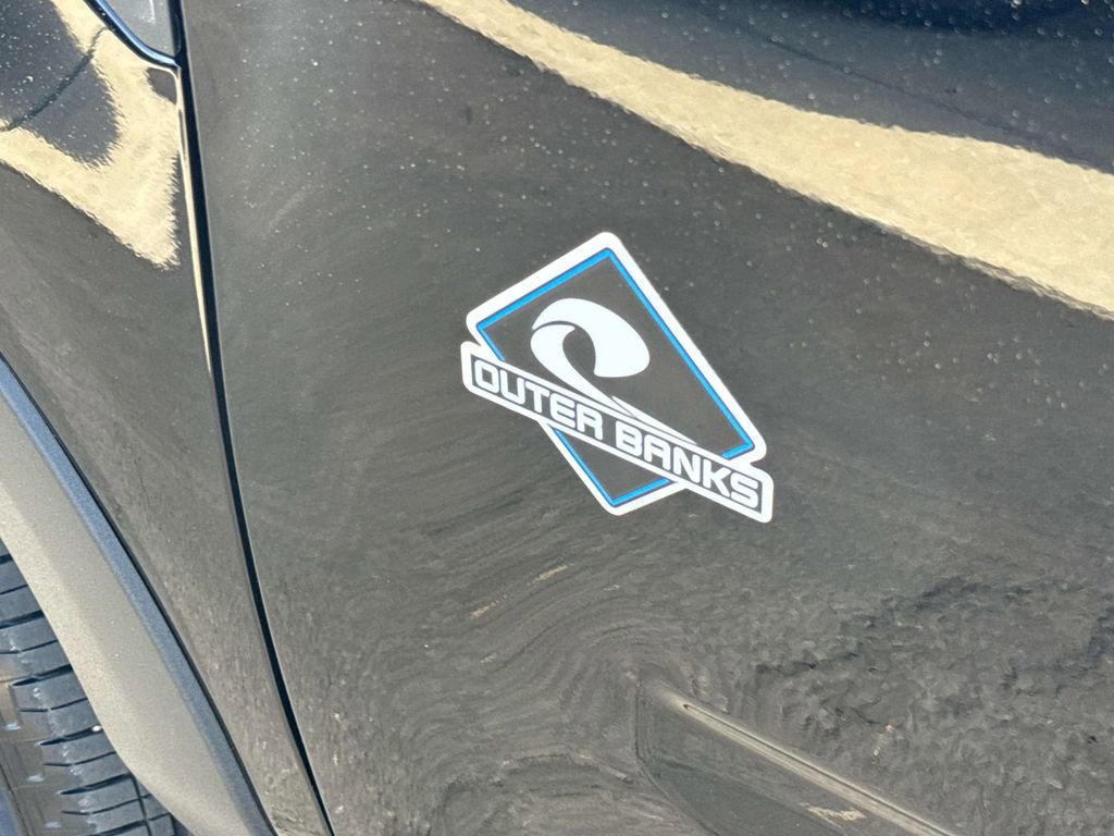 Certified 2025 Ford Bronco Sport Outer Banks w/ Outer Banks Tech Package+ image 9