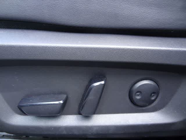 Used 2024 Mitsubishi Outlander SE AWD/4WD image 7