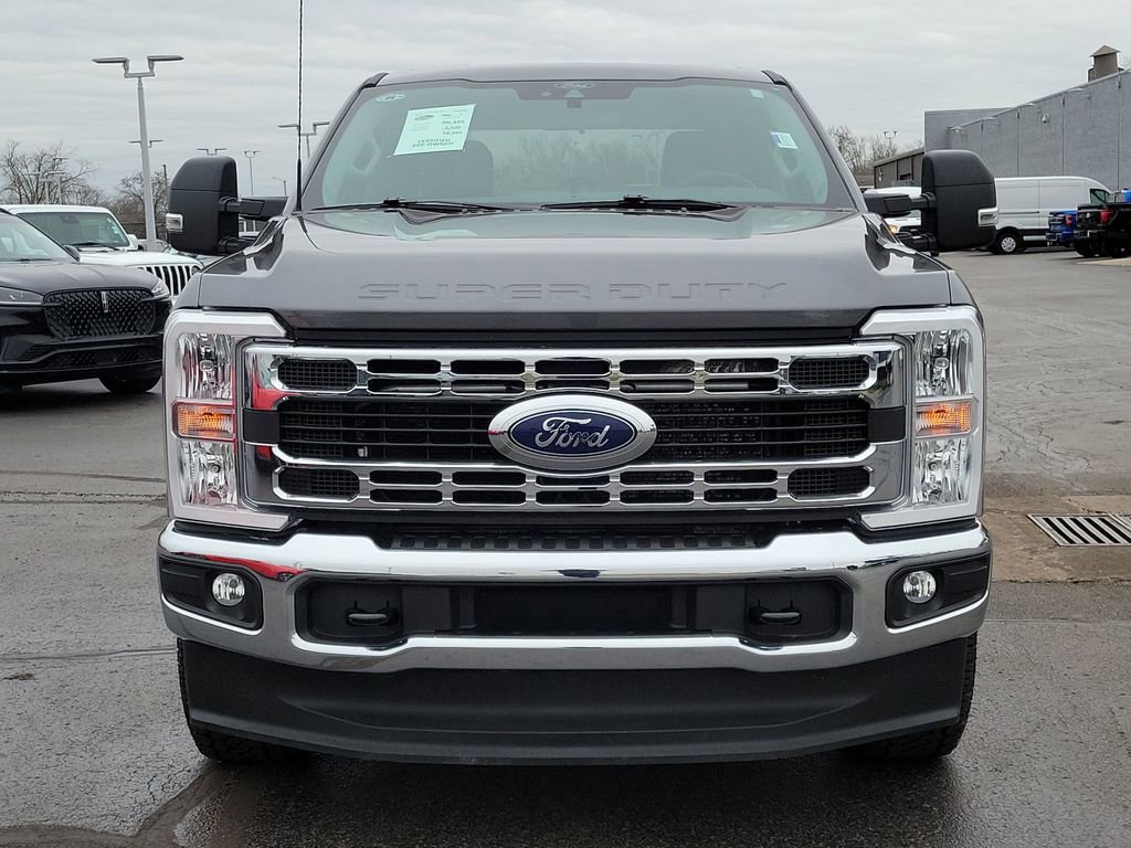 Certified 2025 Ford F250 XLT image 8