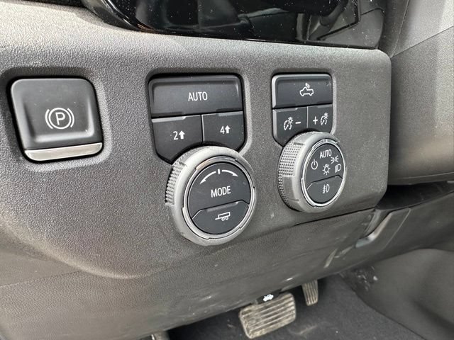 Used 2022 Chevrolet Silverado 1500 RST w/ Max Trailering Package AWD/4WD image 14