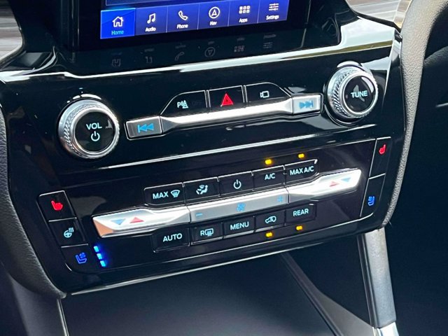 Certified 2022 Ford Explorer Limited w/ Limited Technology Package AWD/4WD image 33