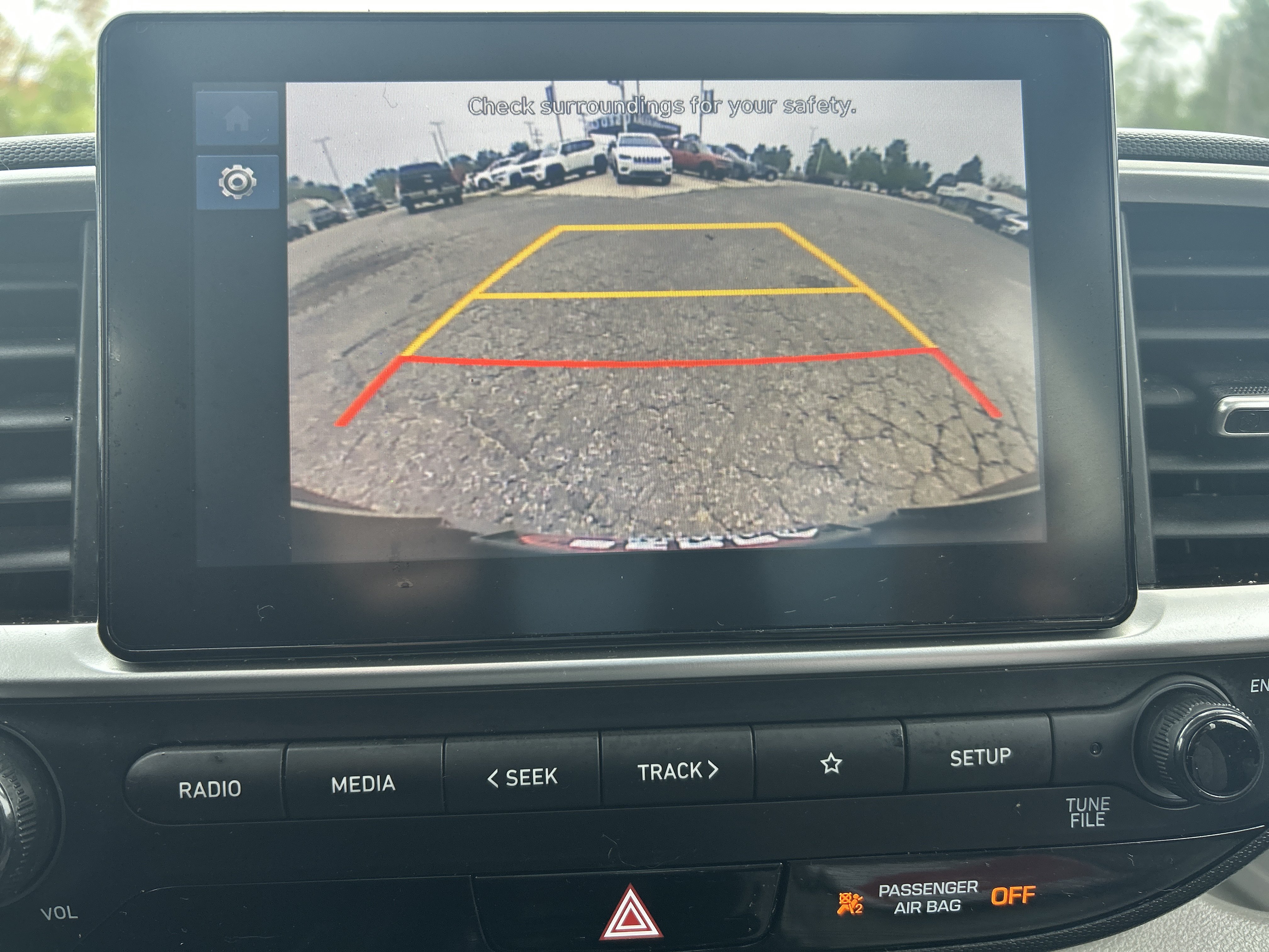 Used 2024 Hyundai Venue SEL FWD image 16