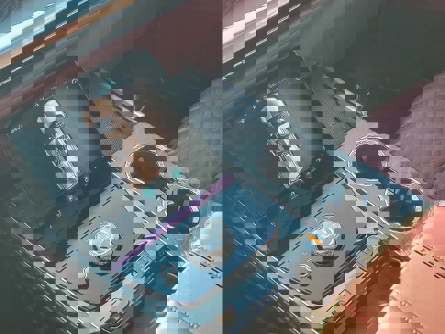 Used 2025 Cadillac Escalade Premium Luxury image 25