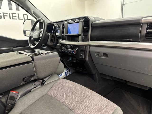 Certified 2024 Ford F250 XLT image 11