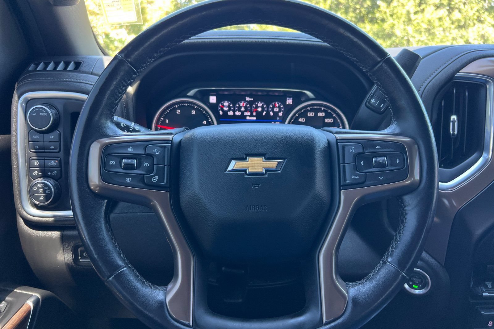 Used 2022 Chevrolet Silverado 3500 High Country w/ Safety Package II AWD/4WD image 24