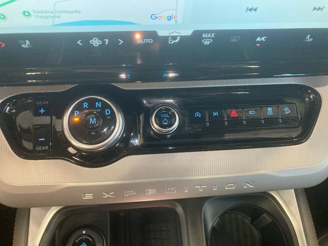 Certified 2025 Ford Expedition Active AWD/4WD image 20