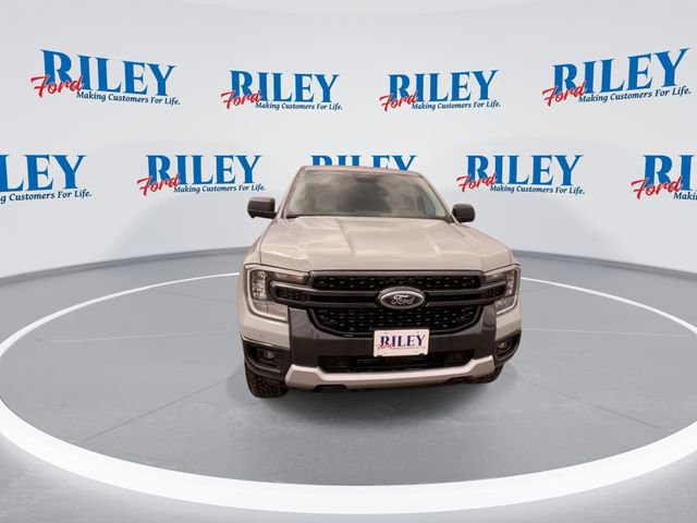 Certified 2024 Ford Ranger XLT w/ Technology Package AWD/4WD image 3