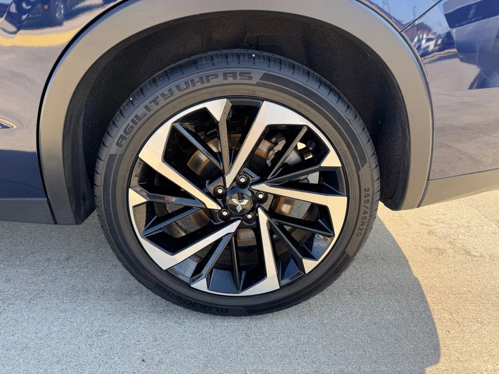 Used 2024 Mitsubishi Outlander SE image 6