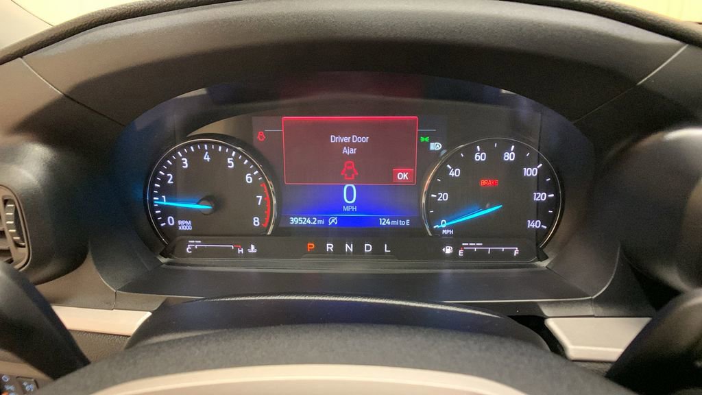 Certified 2023 Ford Explorer XLT w/ Class IV Trailer Tow Package image 39