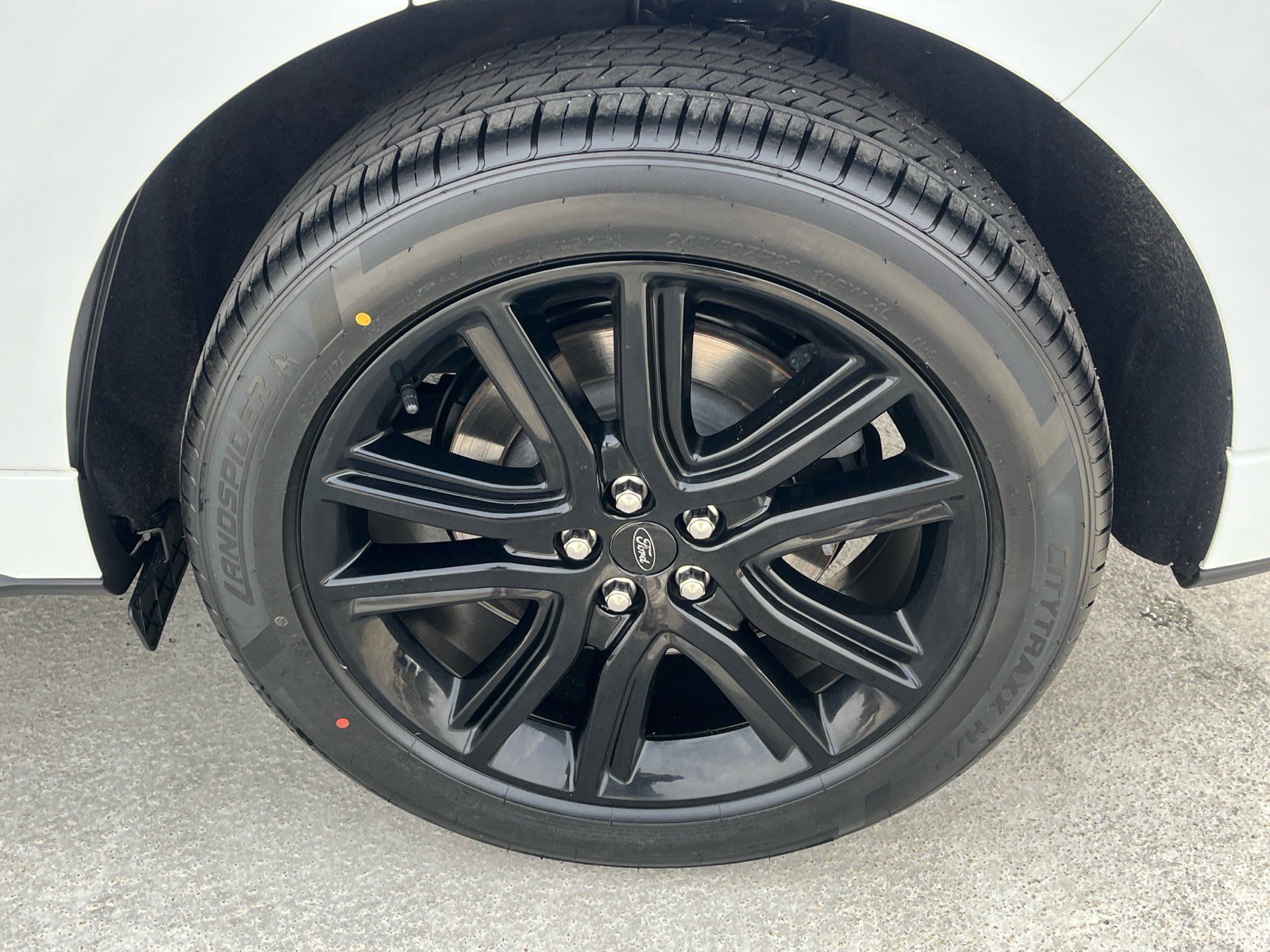 Certified 2024 Ford Edge ST-Line image 20