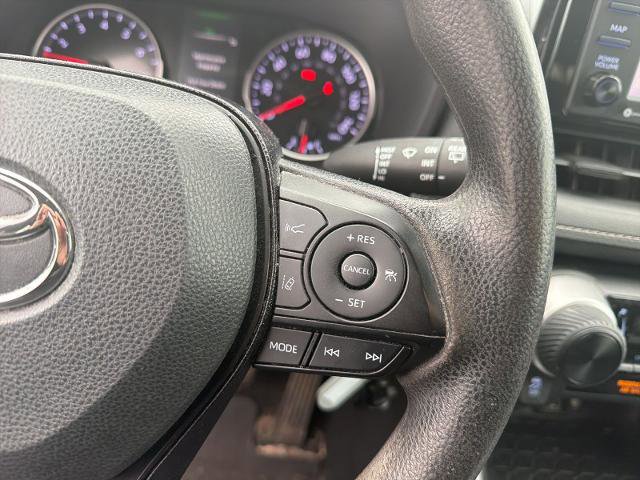 Used 2020 Toyota RAV4 LE w/ All Weather Liner Package AWD/4WD image 16