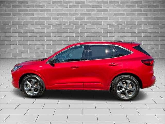 Certified 2023 Ford Escape ST-Line w/ Tech Pack #1 AWD/4WD image 9