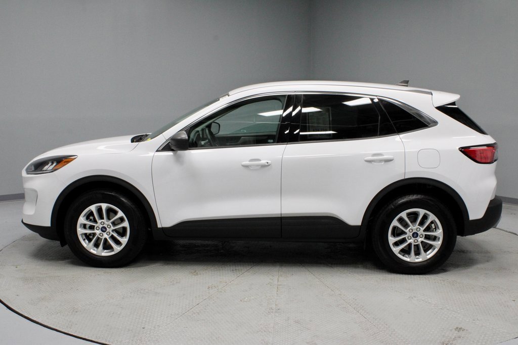 Certified 2022 Ford Escape SE w/ Convenience Package image 2