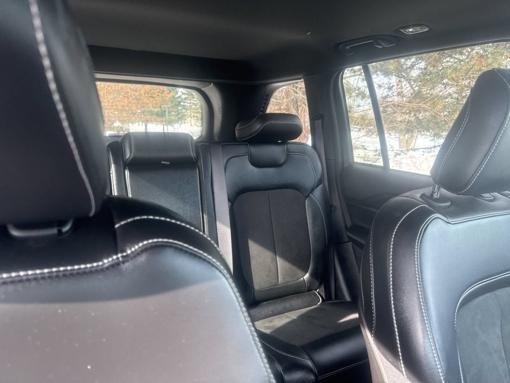 Used 2024 Jeep Grand Cherokee Altitude AWD/4WD image 47