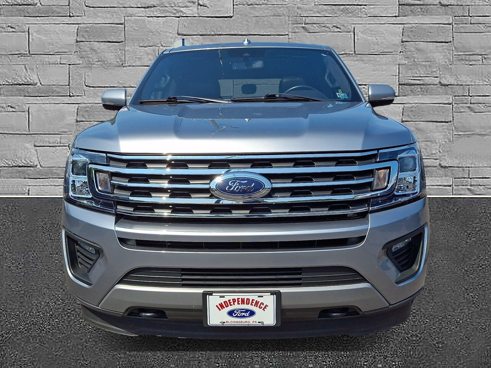 Certified 2020 Ford Expedition XLT w/ Equipment Group 202A AWD/4WD image 3