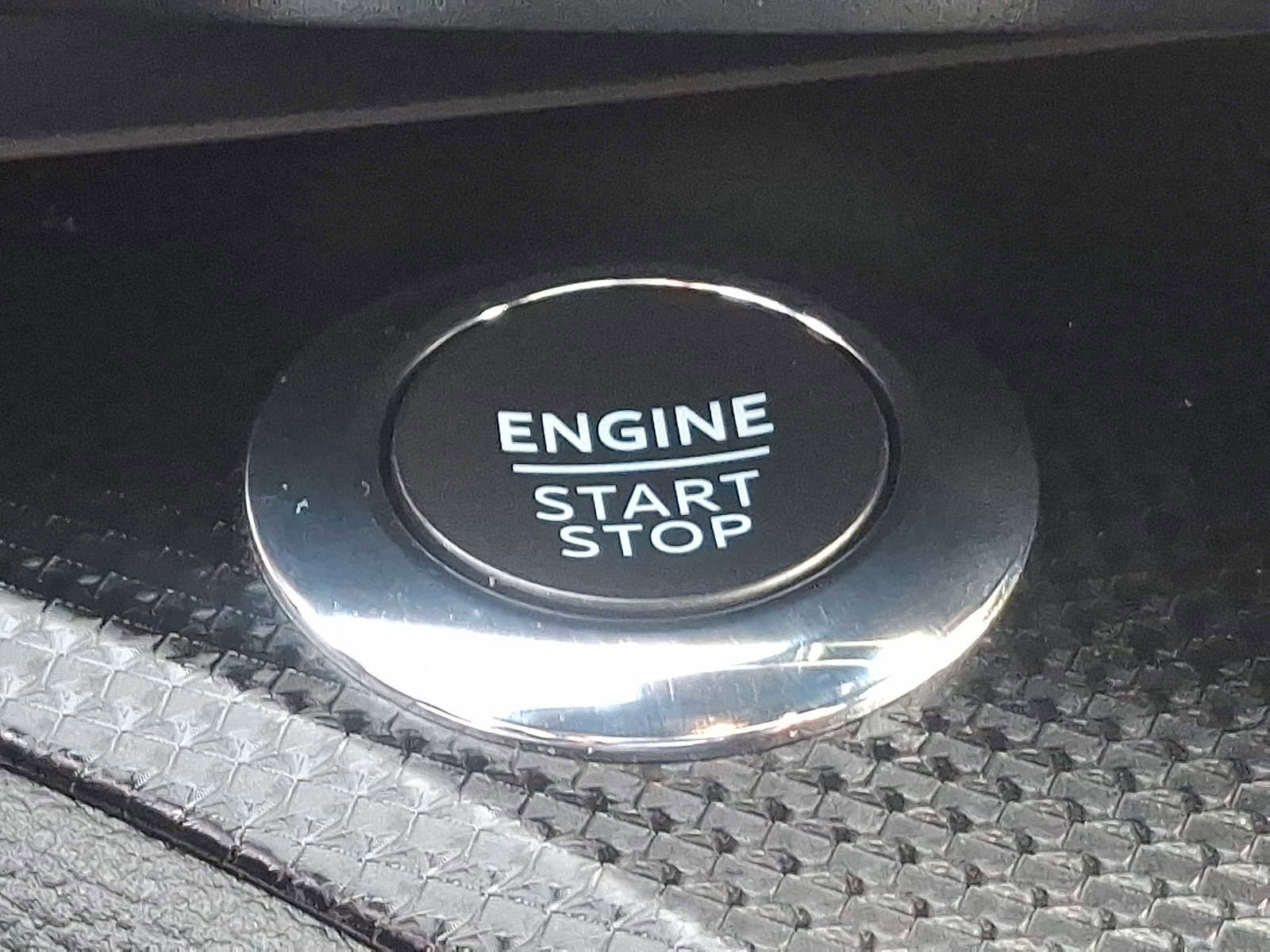 Certified 2022 Ford Explorer ST w/ ST Street Pack image 25