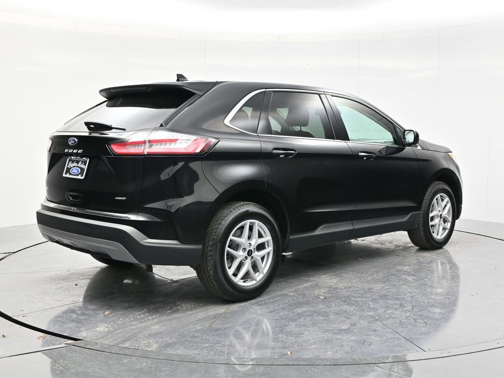 Certified 2024 Ford Edge SEL w/ Convenience Package image 5