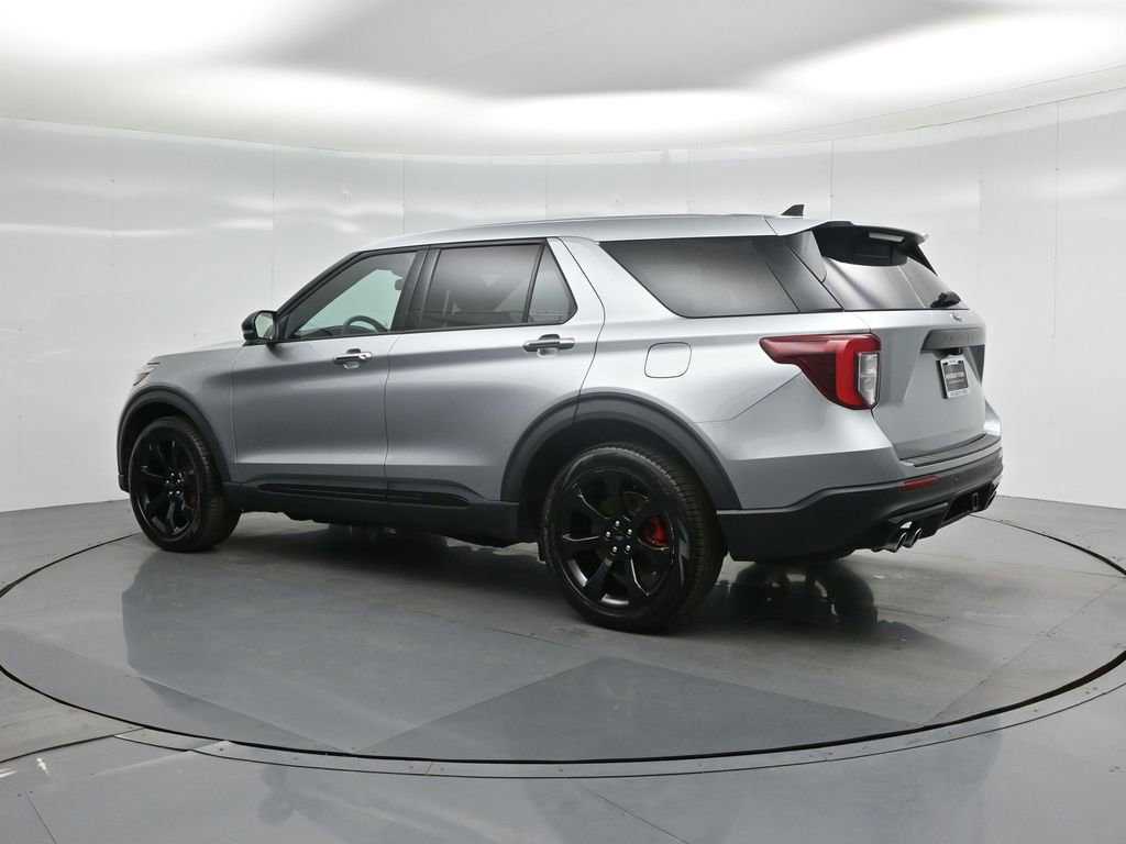 Certified 2022 Ford Explorer ST w/ Equipment Group 401A image 18