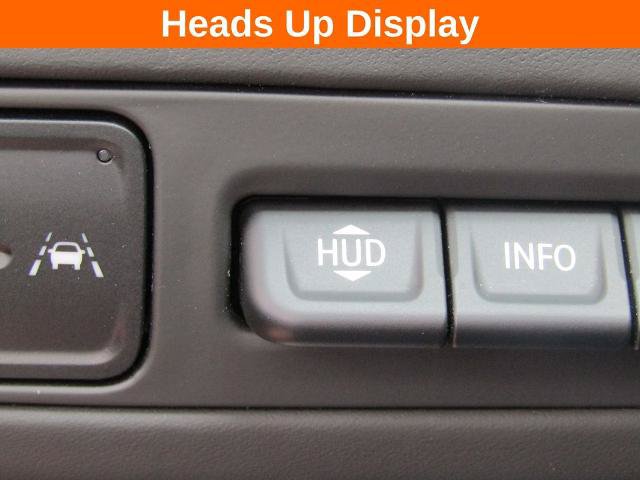 Used 2024 GMC Yukon Denali Ultimate AWD/4WD image 15
