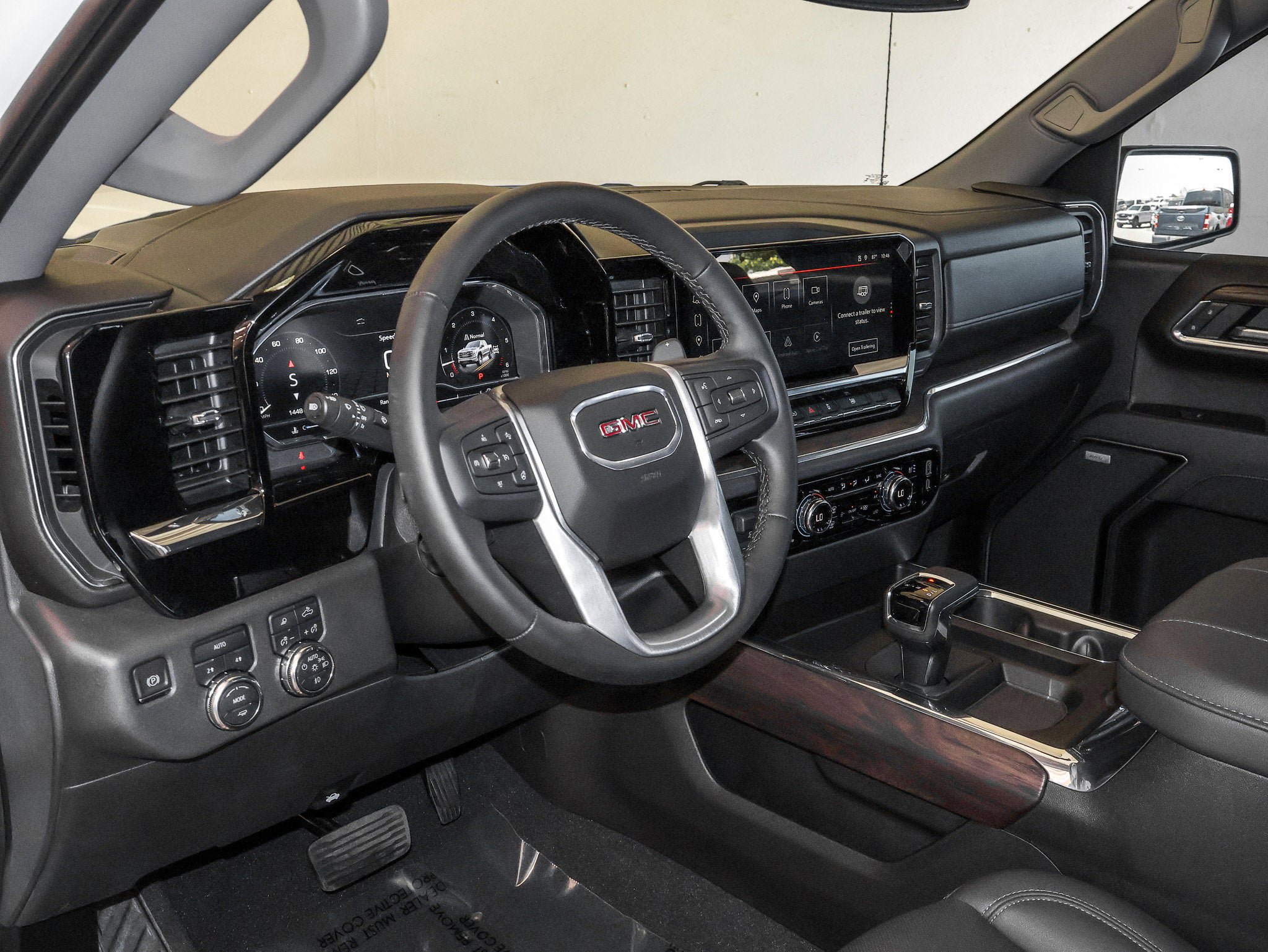 Used 2024 GMC Sierra 1500 SLT w/ SLT Premium Plus Package AWD/4WD image 23