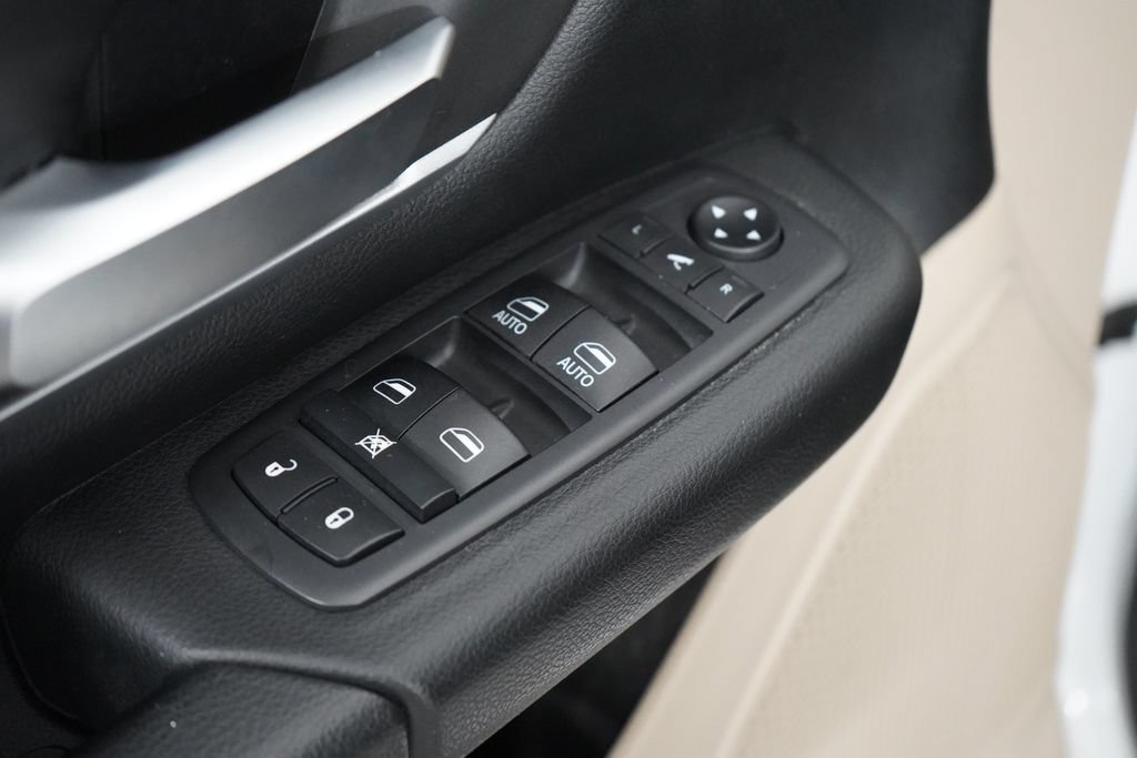Used 2020 RAM 1500 Big Horn AWD/4WD image 29