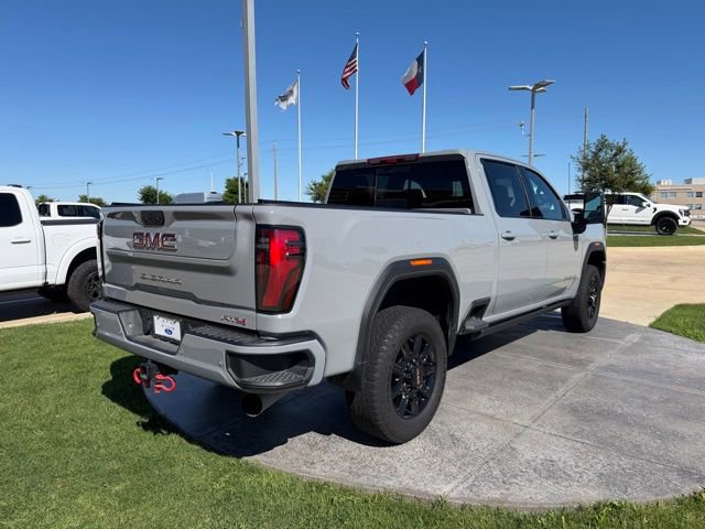 Used 2025 GMC Sierra 2500 AT4 w/ AT4 Premium Plus Package AWD/4WD image 6