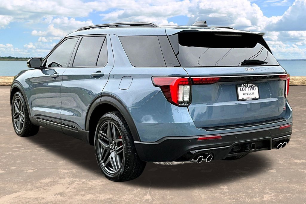 Certified 2026 Ford Explorer ST w/ Sun And Sound Package AWD/4WD image 5
