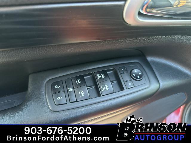 Used 2019 Jeep Grand Cherokee Altitude RWD image 15