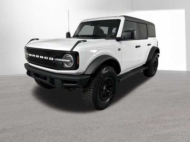 Certified 2024 Ford Bronco Wildtrak AWD/4WD image 2